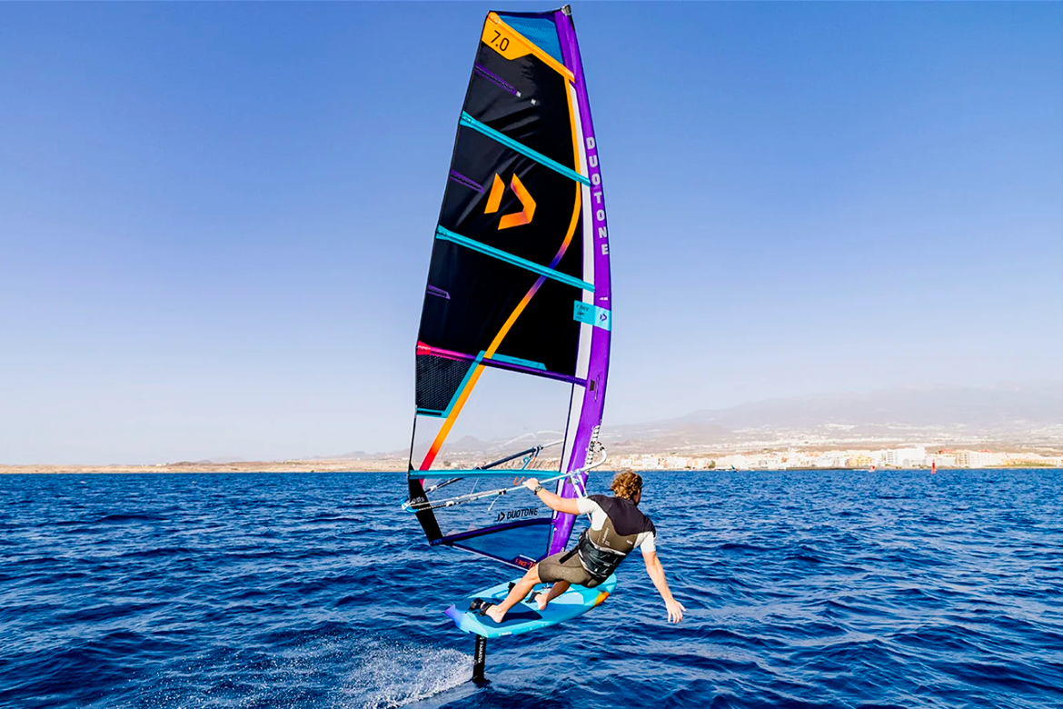 F_Pace_Duotone_windsurf_2022_voile_windfoil_freeride