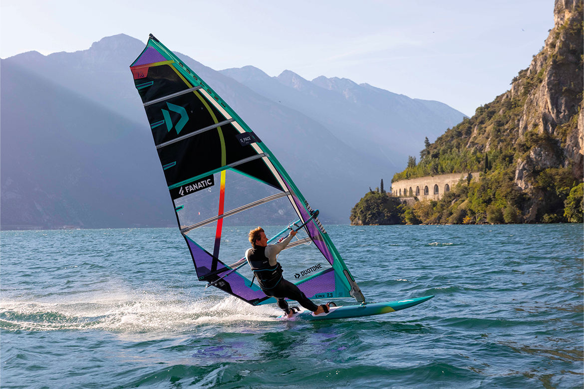 S _Pace Duotone 2022 Voile Windsurf Freeride