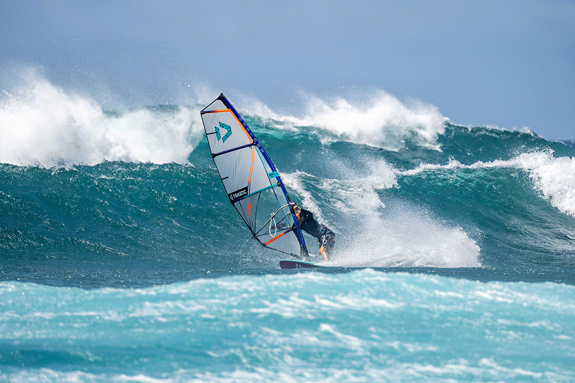 Superstar_SLS_2022_Duotone_Windsurf_wave_voile