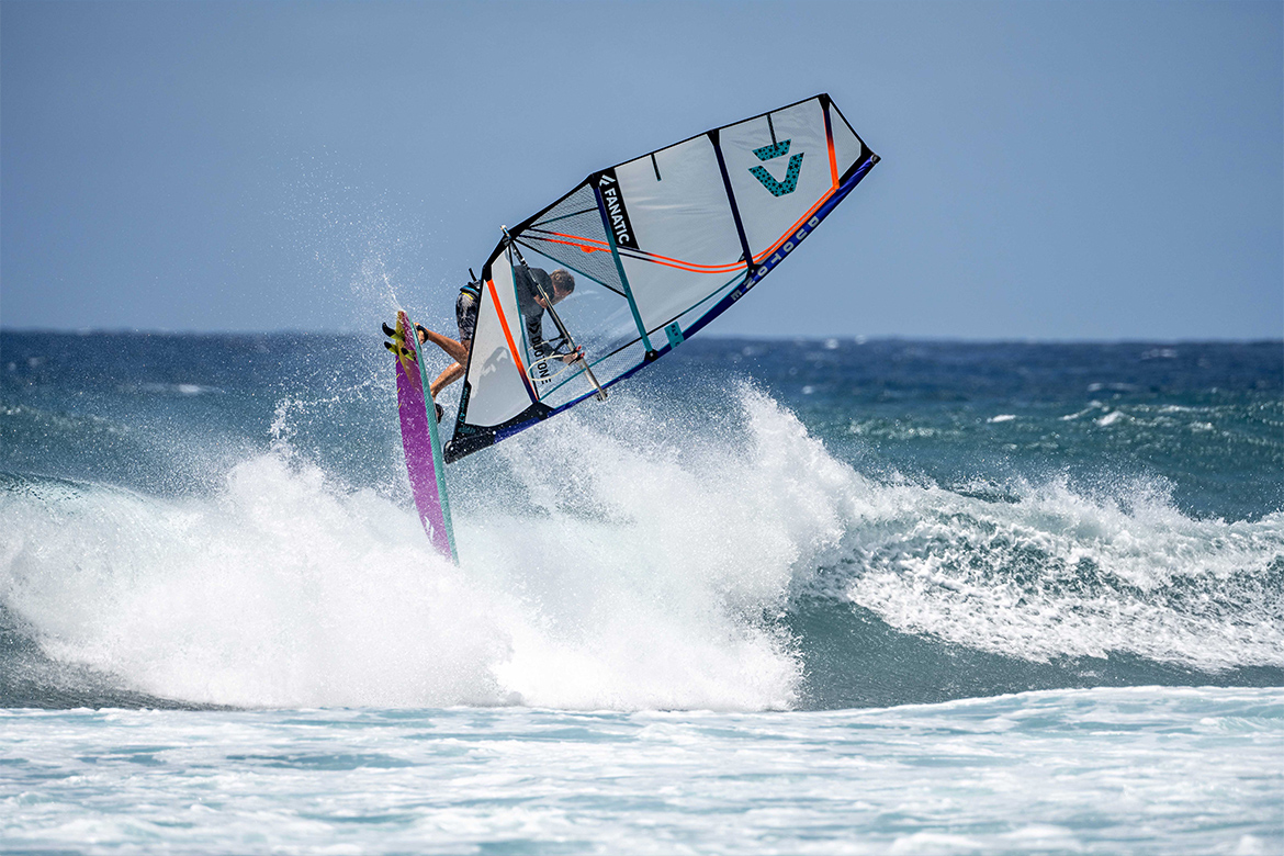 Superstar_SLS_2022_Duotone_Windsurf_wave_voile