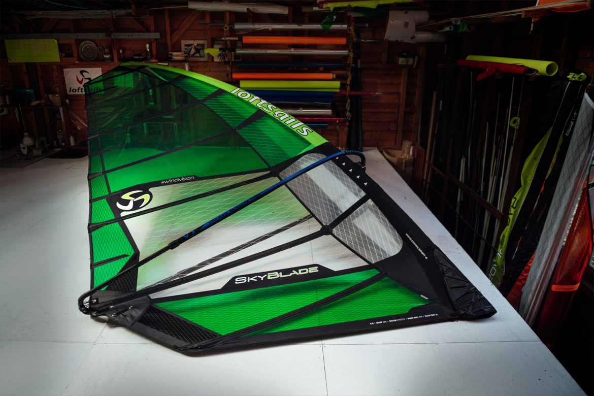 Skyblade_2022_Loftsails_windfoil_race_voile