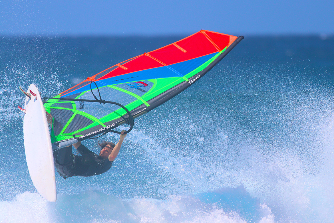 DRAGON S2 MAUI VOILE WINDSURF VAGUE
