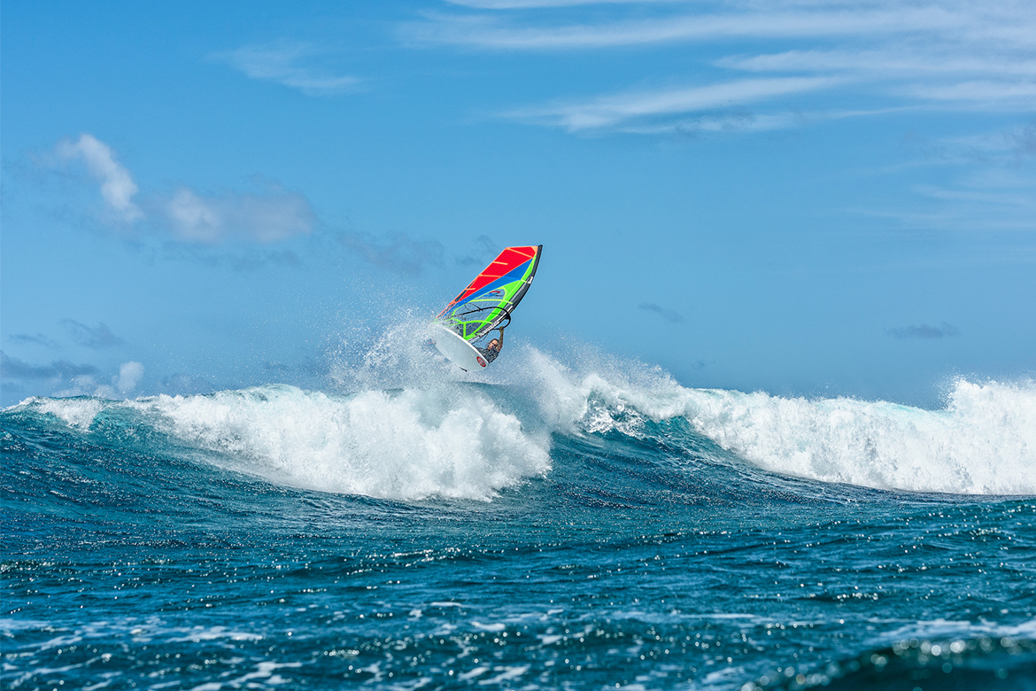 DRAGON S2 MAUI VOILE WINDSURF VAGUE
